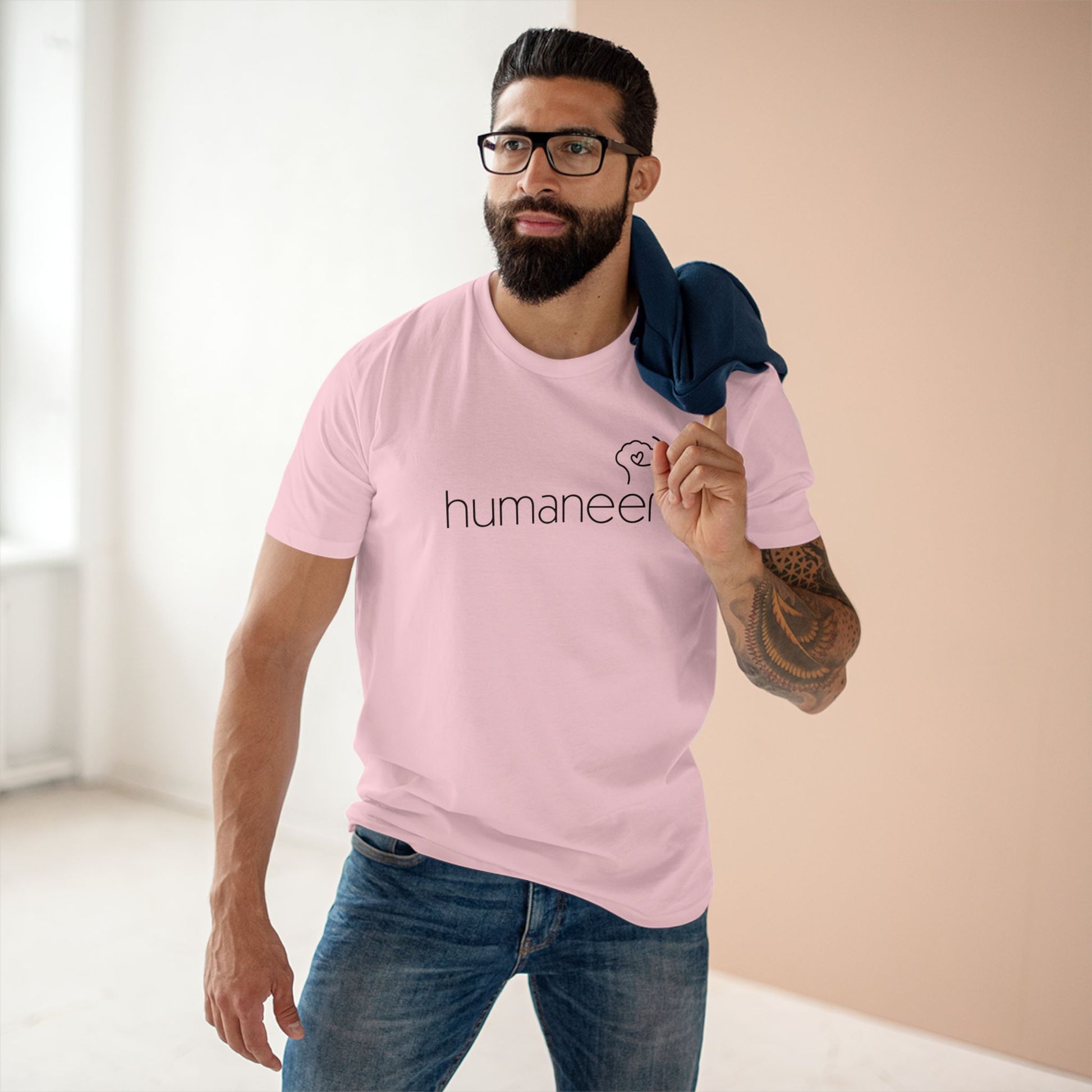 HUMANEER IN BLACK