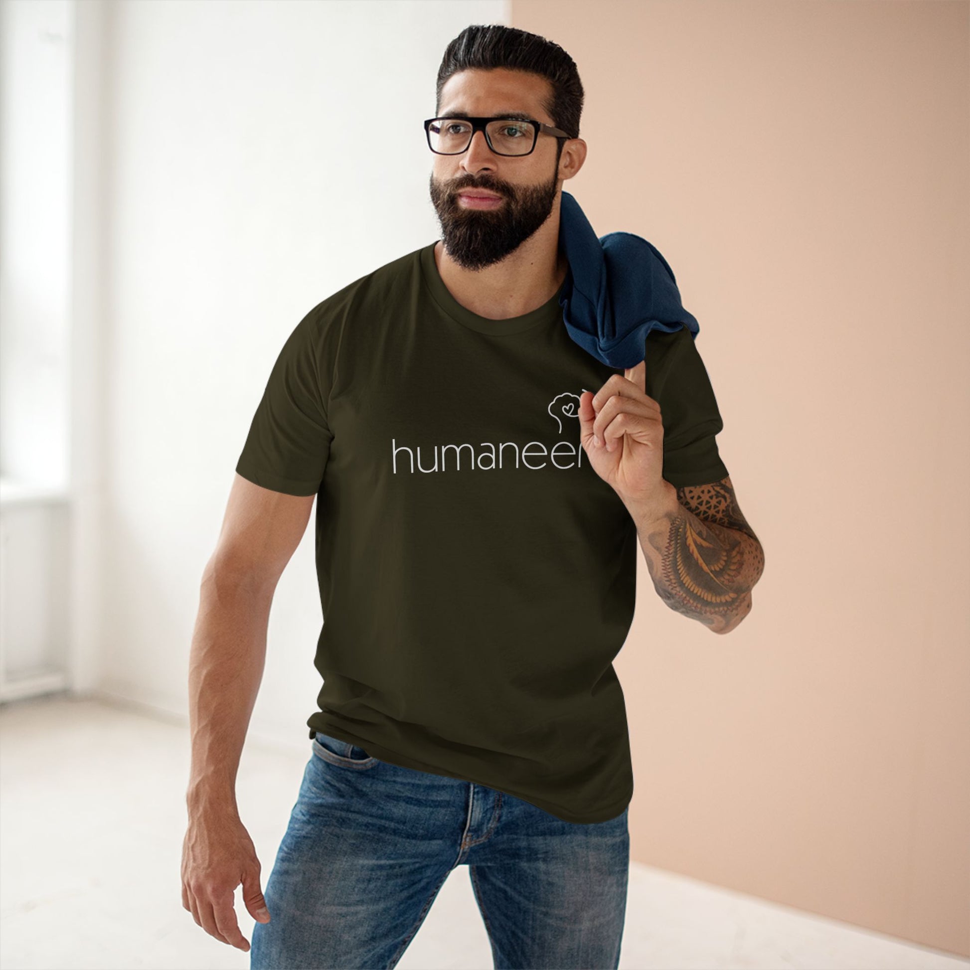 HUMANEER IN WHITE