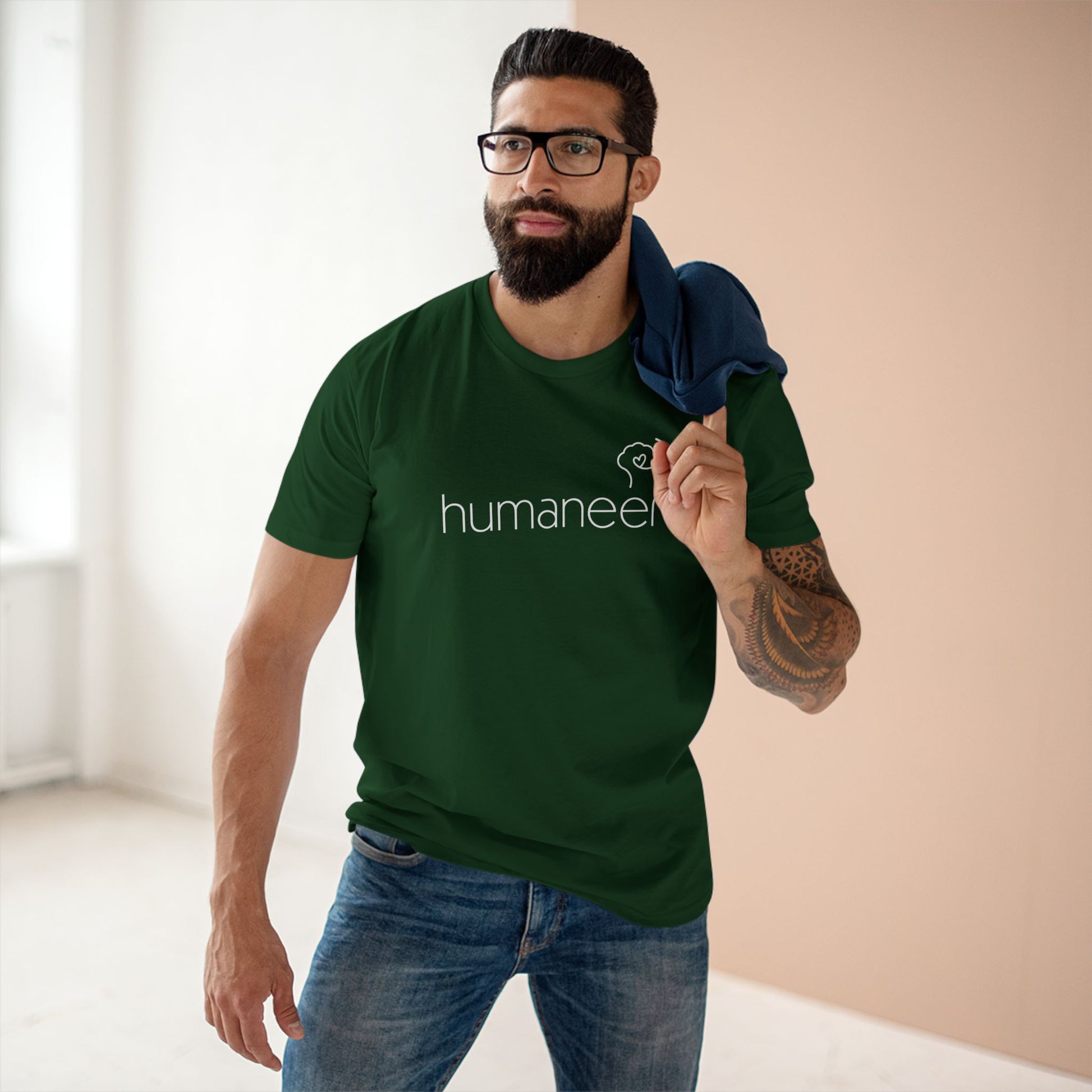 HUMANEER IN WHITE