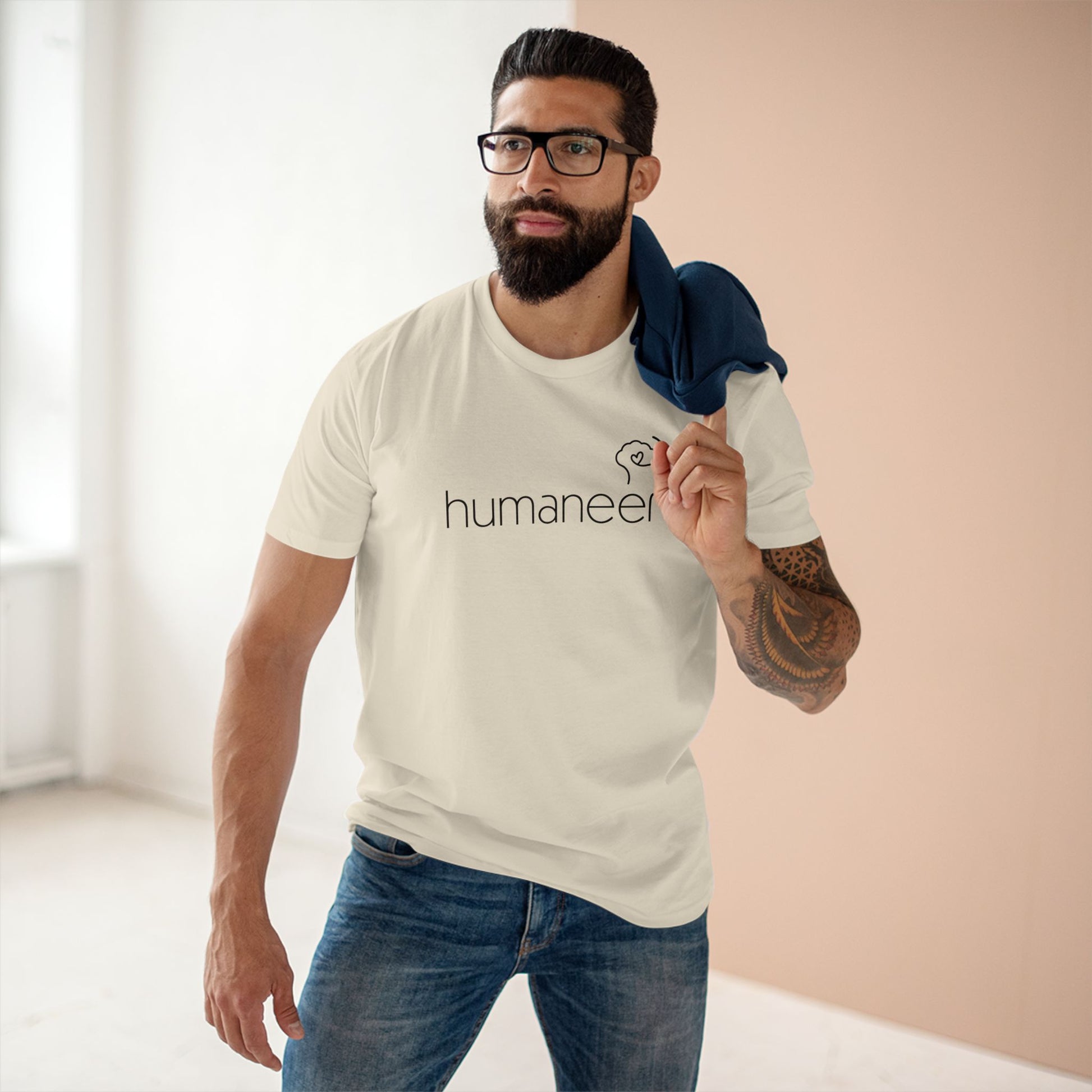 HUMANEER IN BLACK