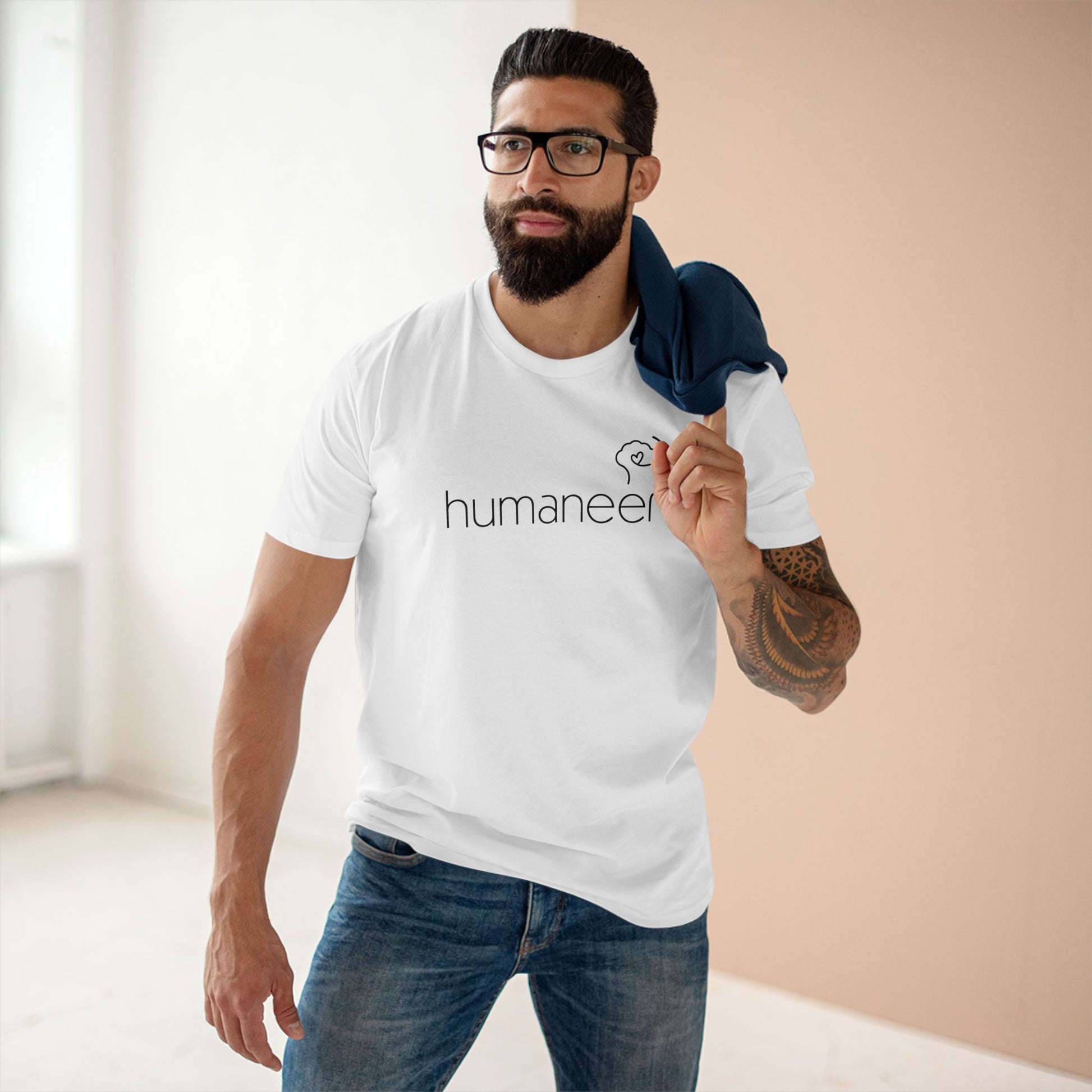 HUMANEER IN BLACK